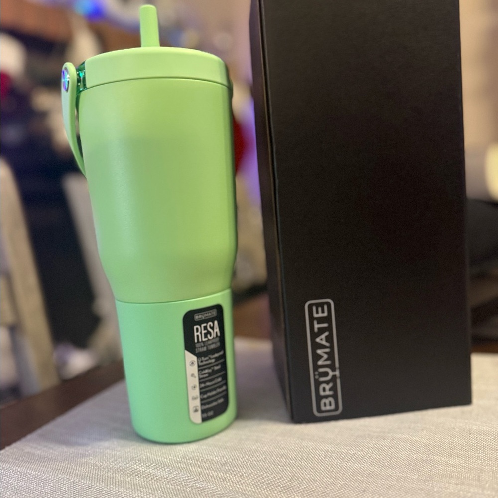 BrüMate Kiwi Resa Tumbler with Spill Proof Lid